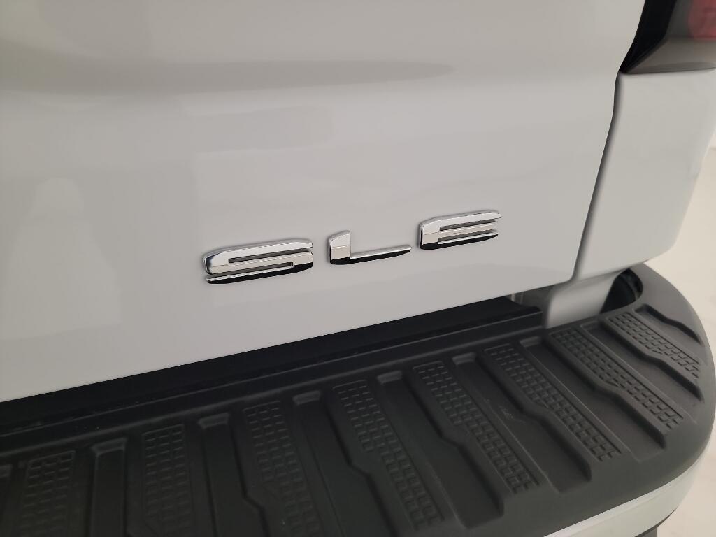 2024 GMC Sierra 1500 SLE - Photo 16