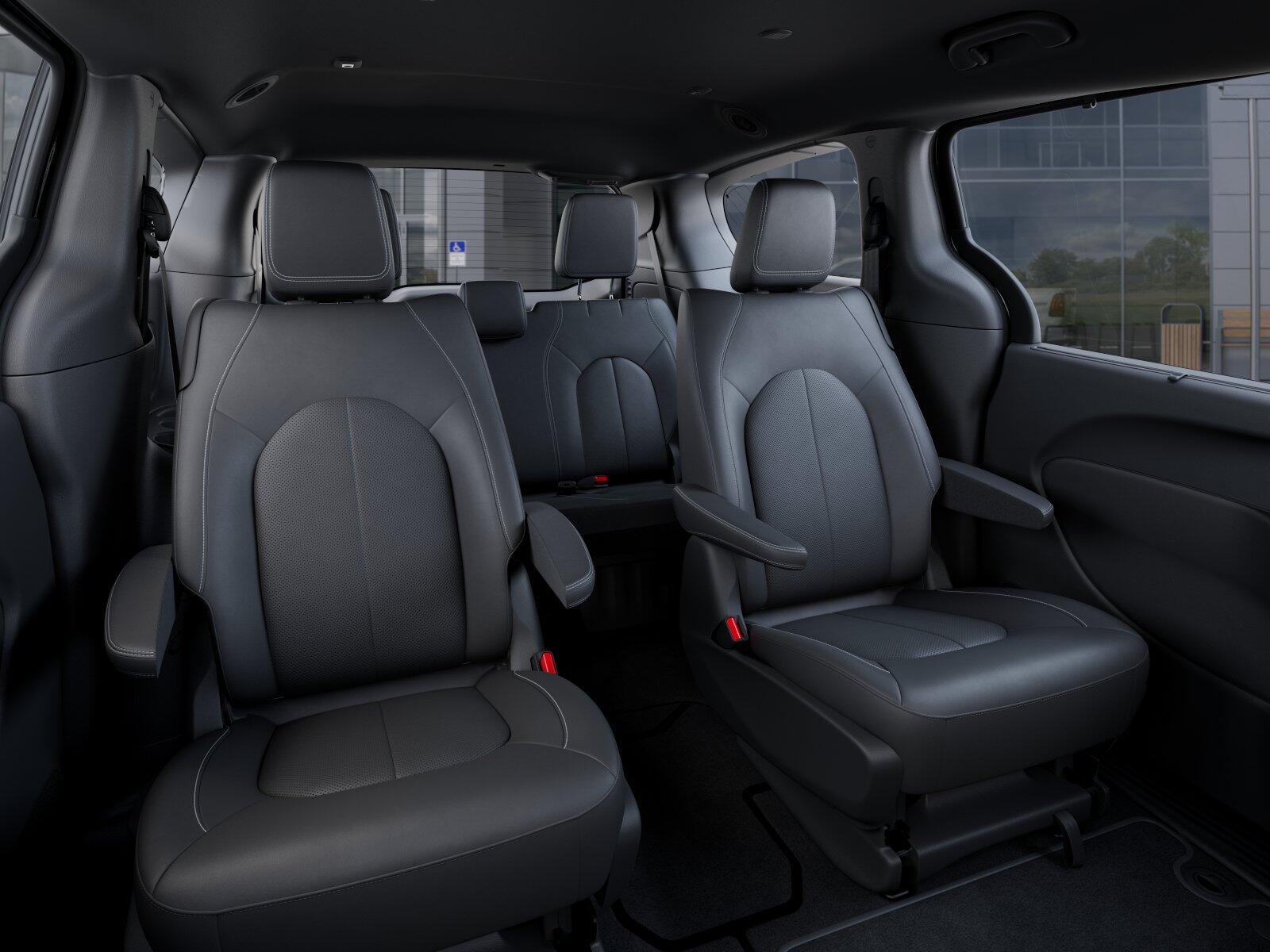 2026 Chrysler Pacifica Select - Photo 37