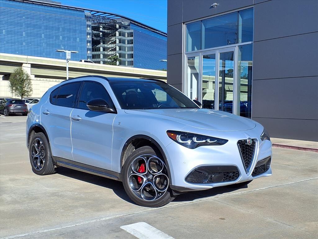 2024 Alfa Romeo Stelvio Ti