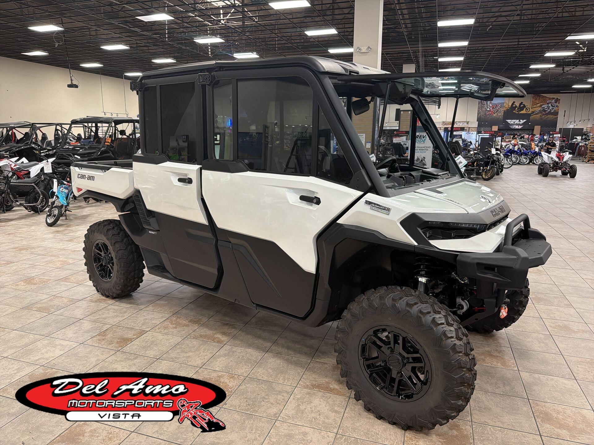 2026 Can-Am DEFENDER MAX LIMITED CAB HD11