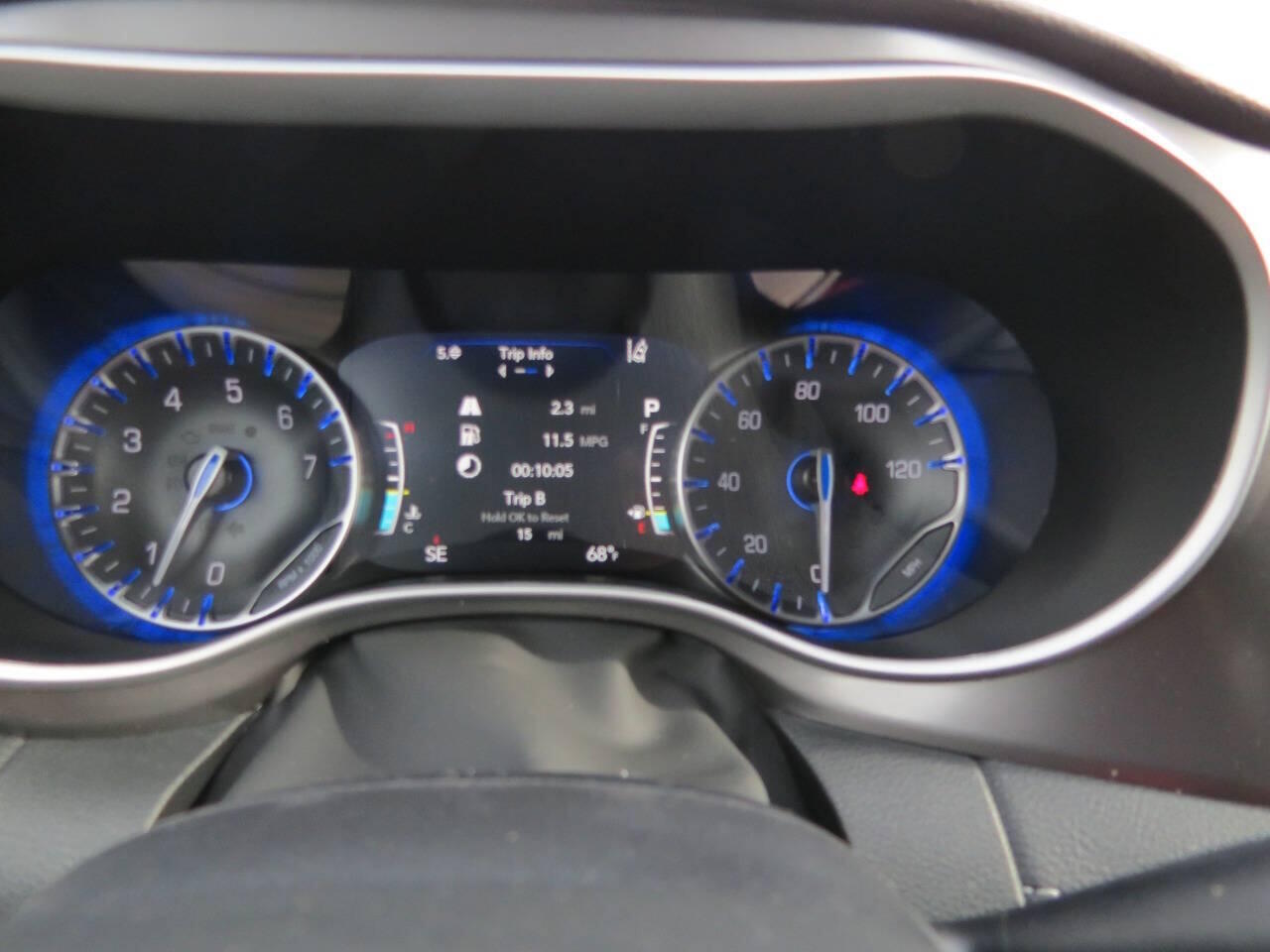 2026 Chrysler Pacifica Select - Photo 15