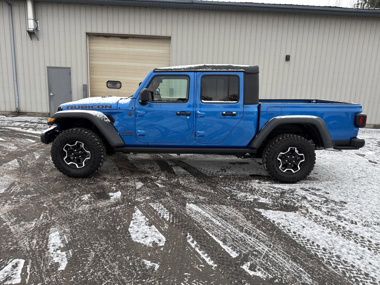 Used 2023 Jeep Gladiator Rubicon with VIN 1C6JJTBG3PL537880 for sale in Victor, NY