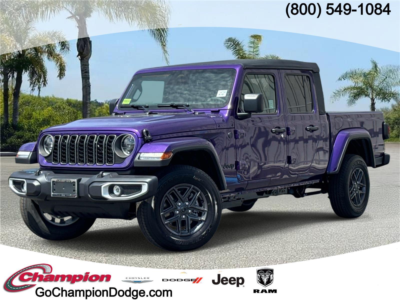 2026 Jeep Gladiator Sport S Auto's photo