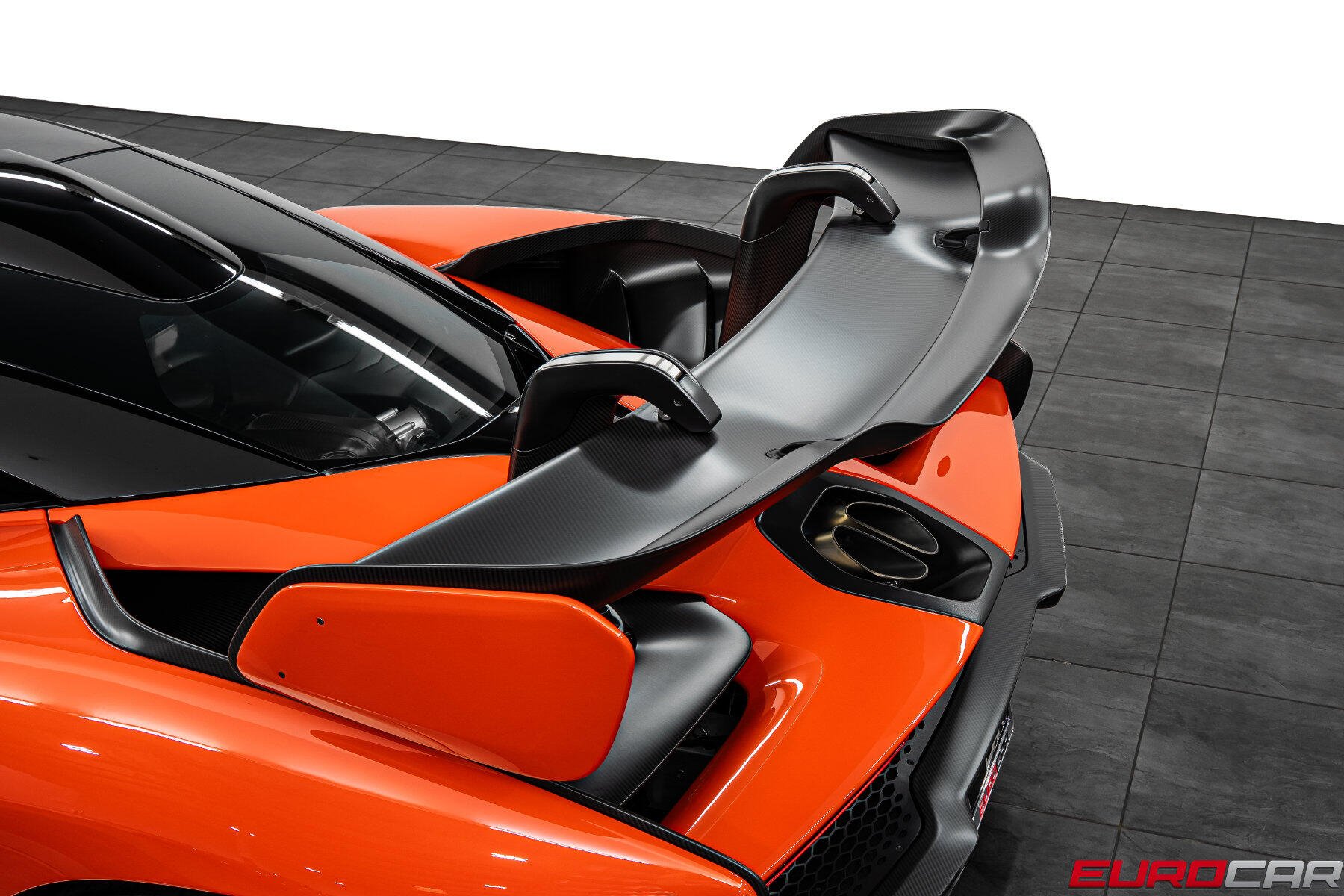 2019 McLaren Senna *64 OF 500 PRODUCED * CARBON MONOCAGE III CHASIS*Image 33