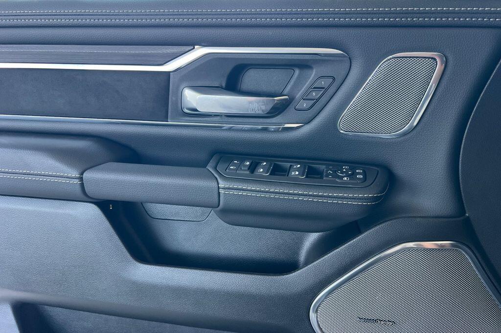 2026 RAM 1500 Laramie - Photo 11