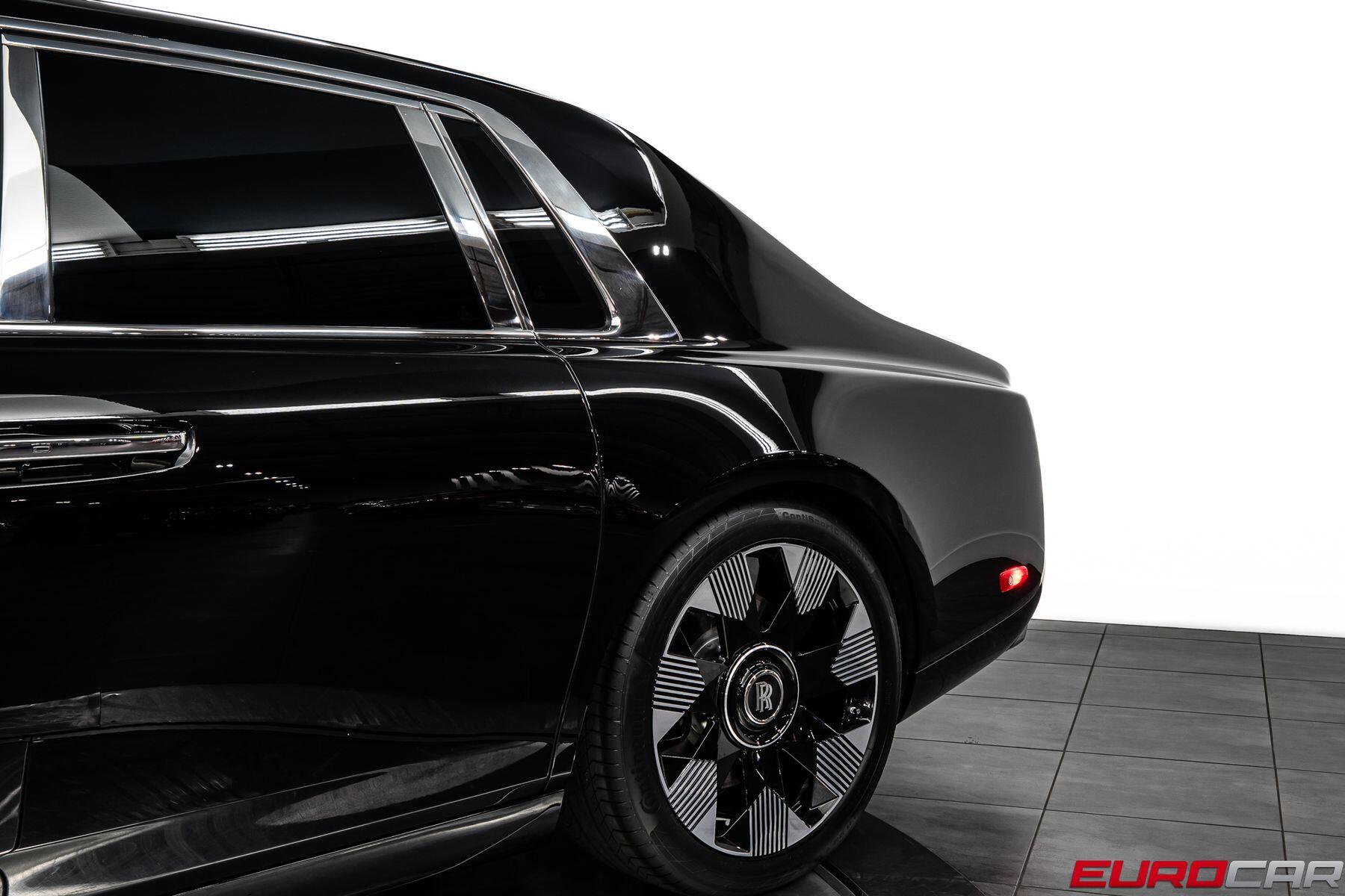 2024 Rolls-Royce Phantom *IMMERSIVE SEATING * REAR THEATER*Image 16