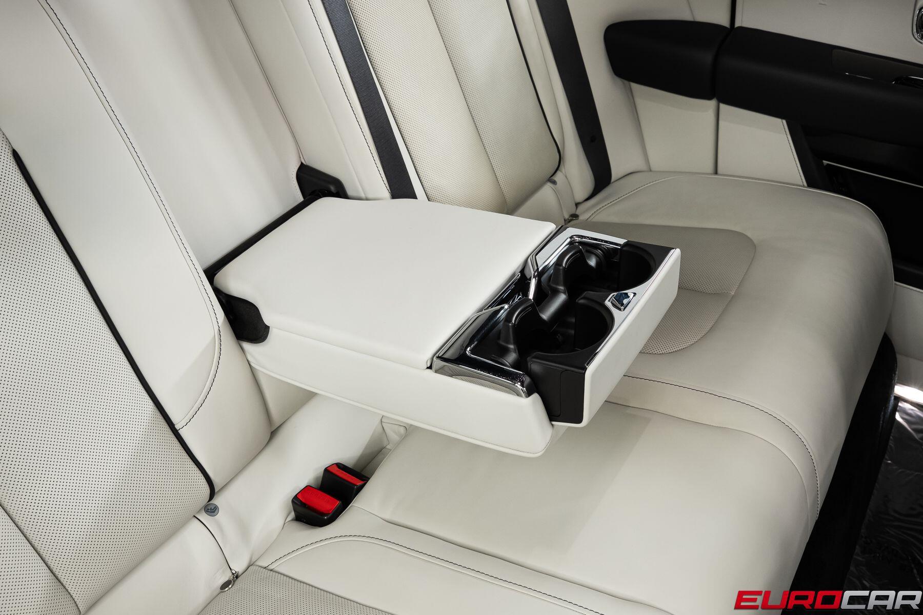2022 Rolls-Royce Cullinan *REAR THEATER * SHOOTING STAR HEADLINER*Image 39