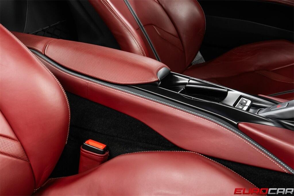 Used 2019 Ferrari 812 Superfast *HISTORICAL PAINT * IMMACULATE CONDITION*Image 36