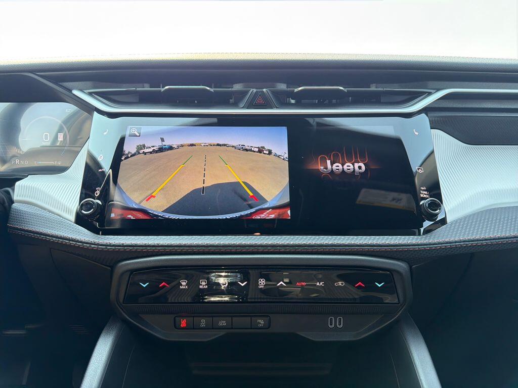 2026 Jeep Cherokee Limited - Photo 14