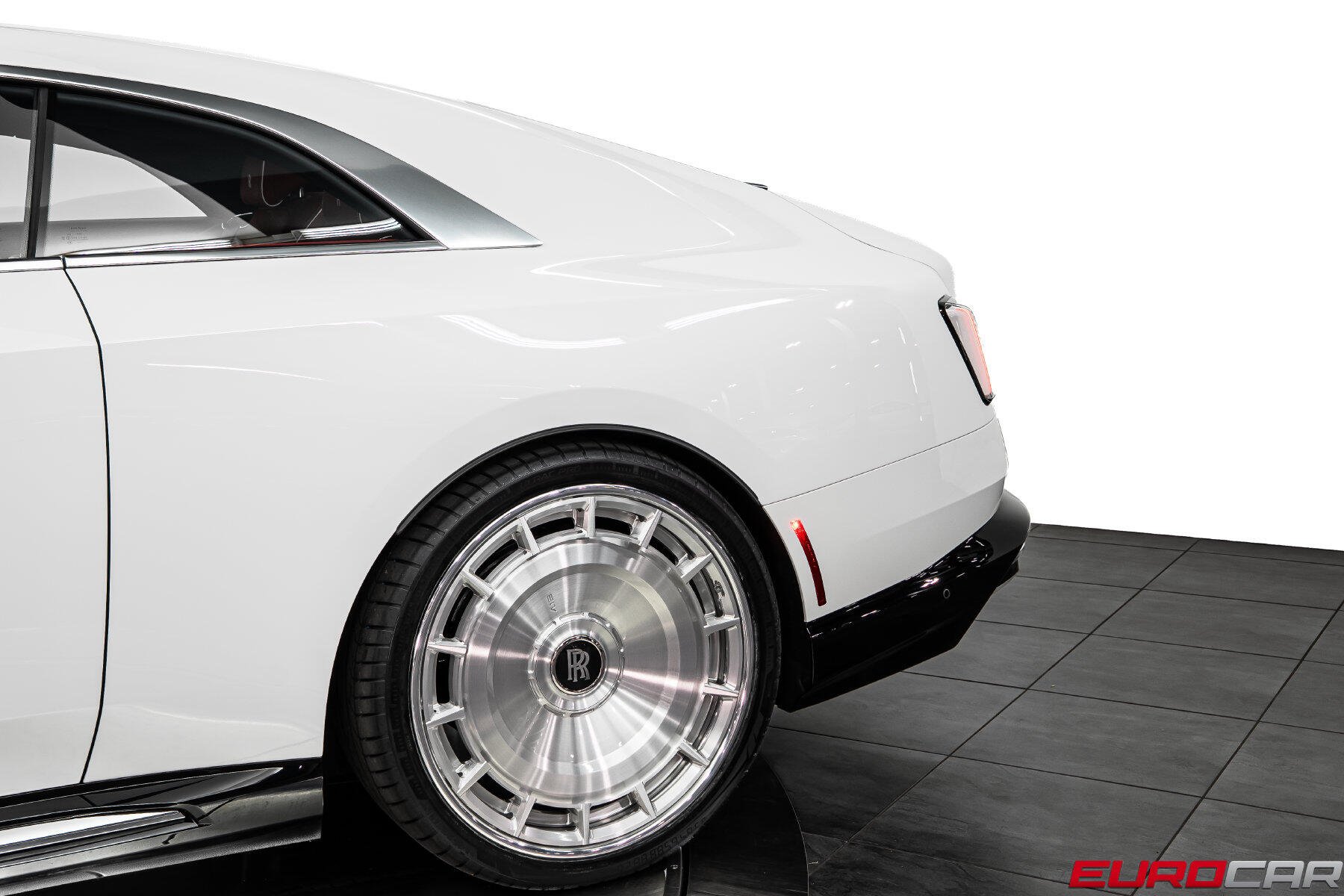 2024 Rolls-Royce Spectre *STARLIGHT DOORS * ILLUMINATED FASCIA*Image 15