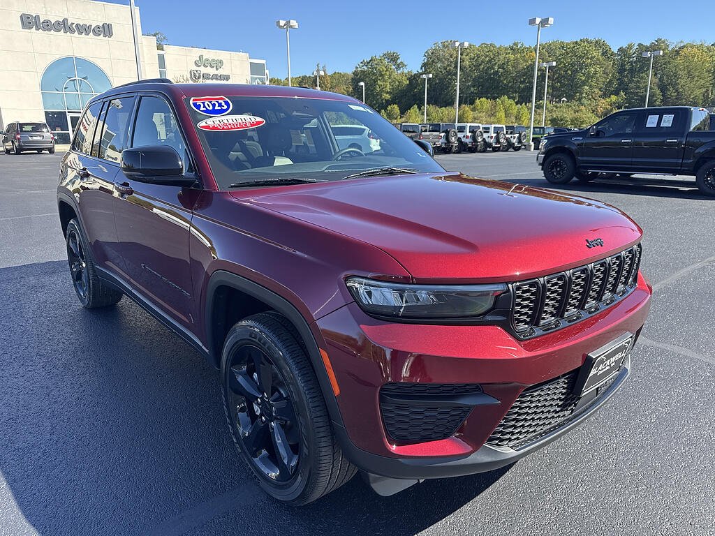 2023 Jeep Grand Cherokee Altitude 4x4