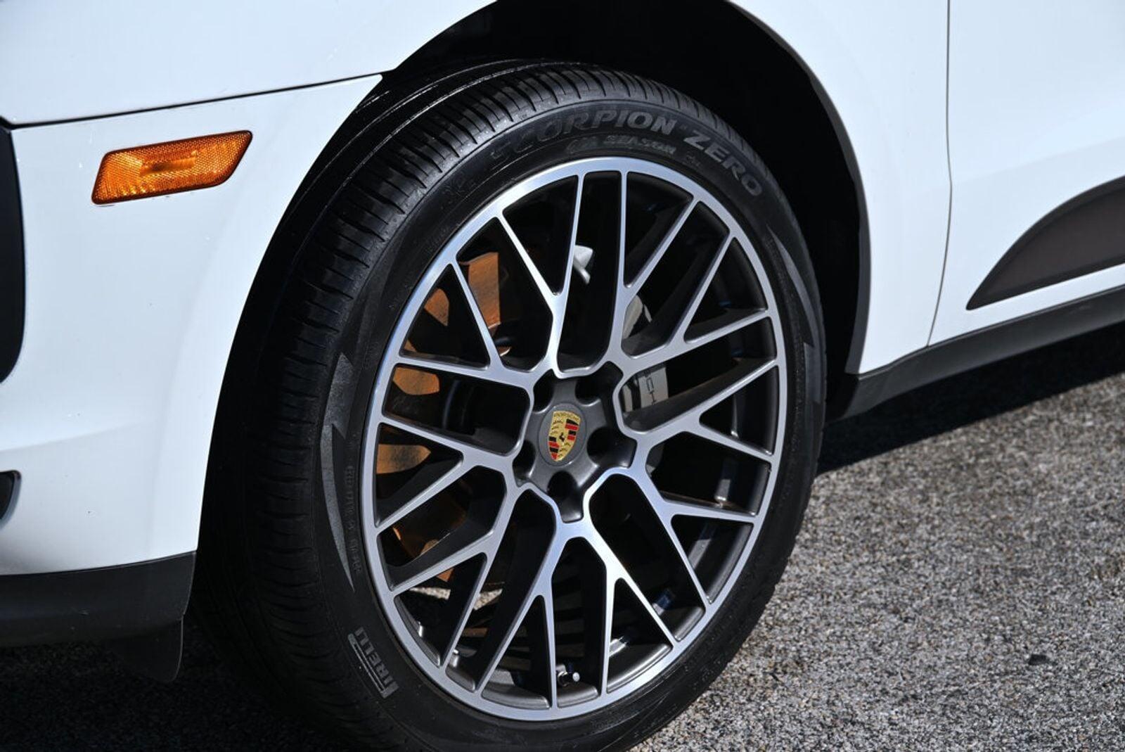 Photo 9