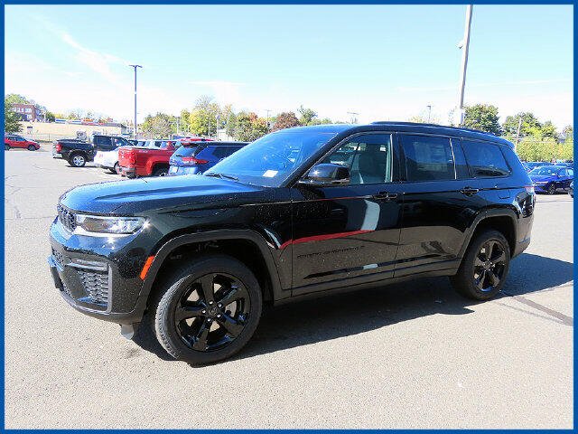 2027 Jeep Grand Cherokee L