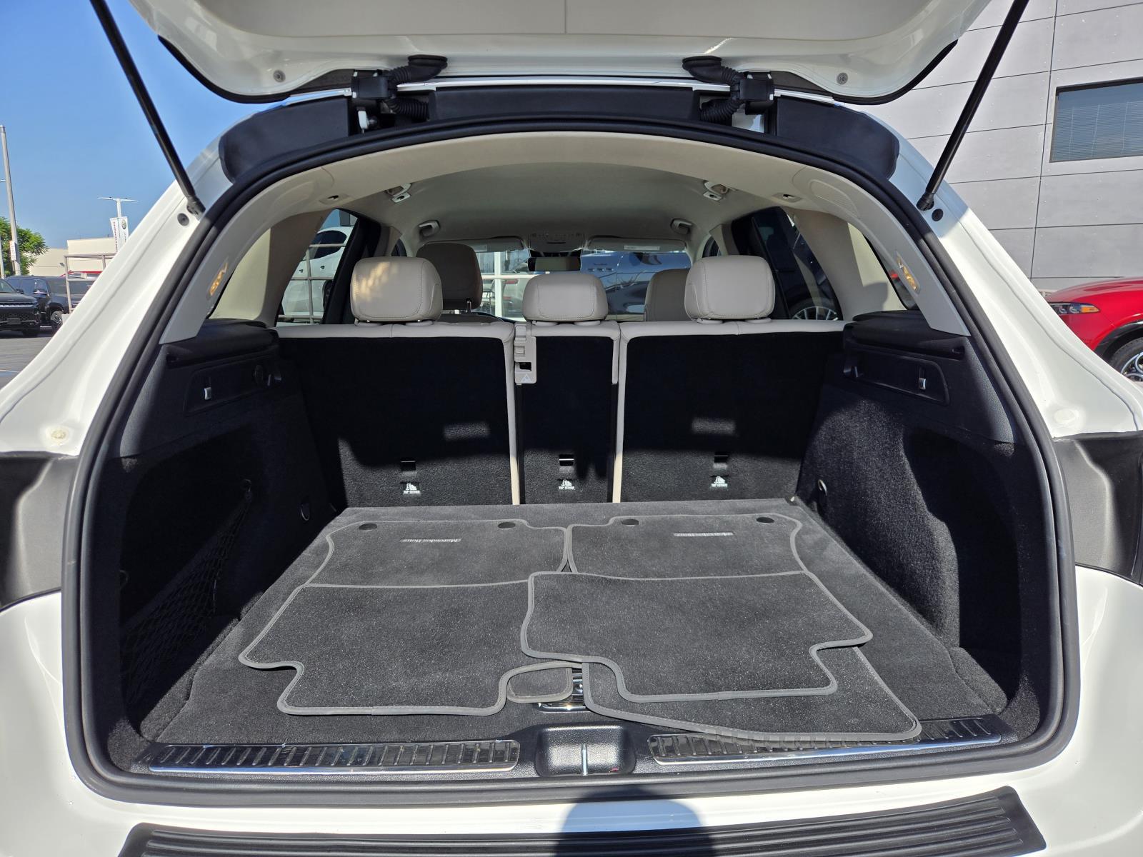 2022 Mercedes-Benz GLC GLC300 - Photo 24
