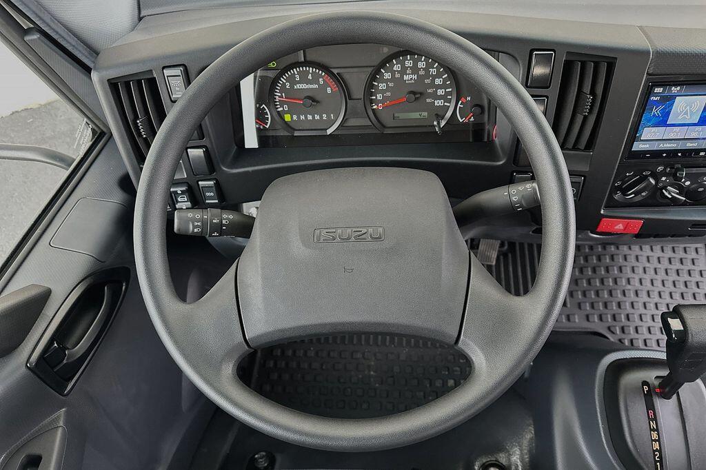 2024 Isuzu NPR HD - Photo 10