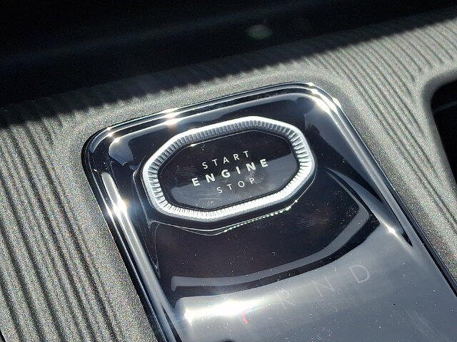 2026 Jeep Cherokee Laredo - Photo 14