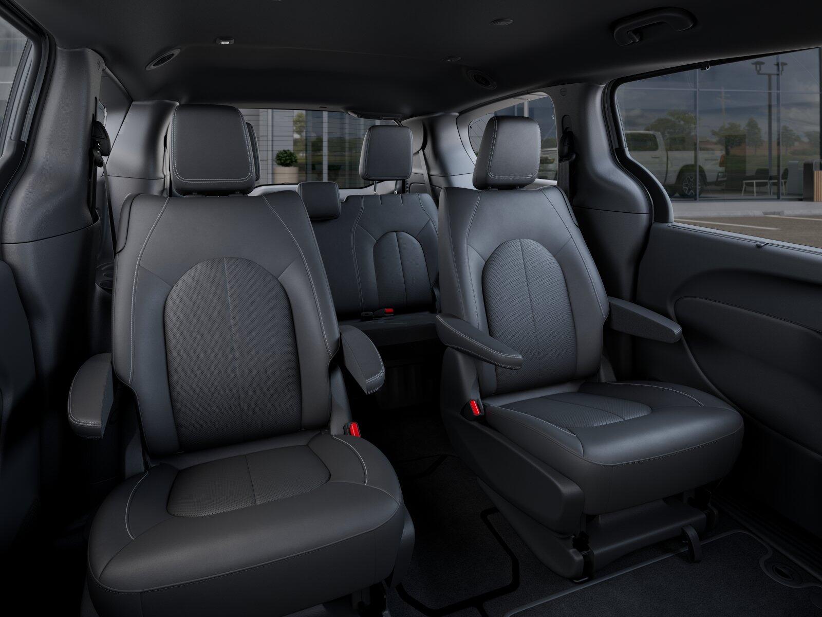 2025 Chrysler Pacifica Select - Photo 41