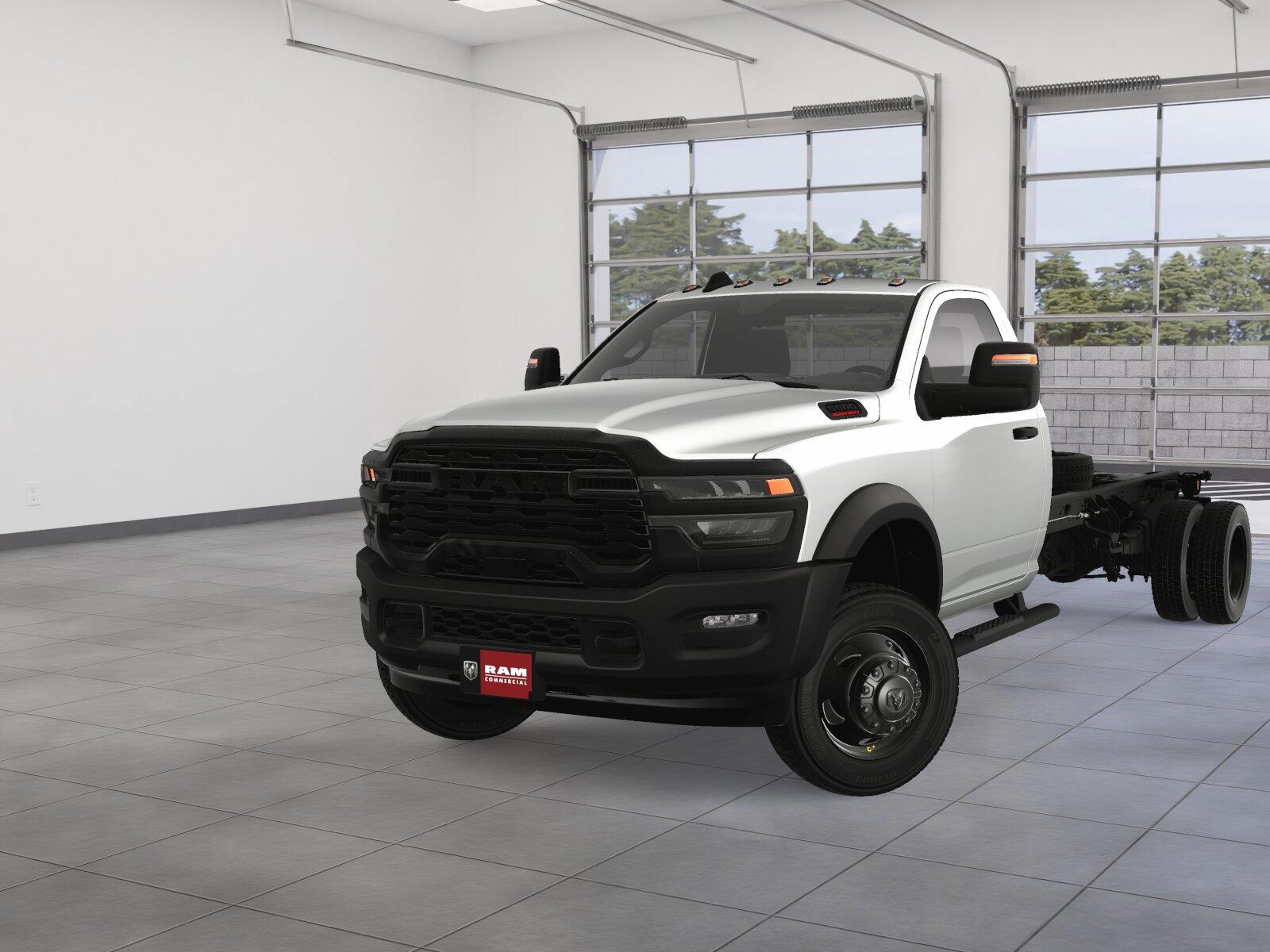 2025 RAM 5500 Chassis 5500 Tradesman Chassis Regular Cab 4x4 120' Ca