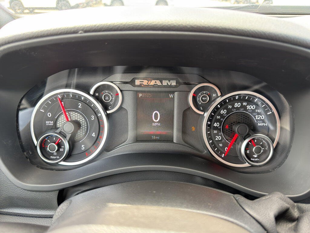 2026 RAM 2500 Big Horn - Photo 8