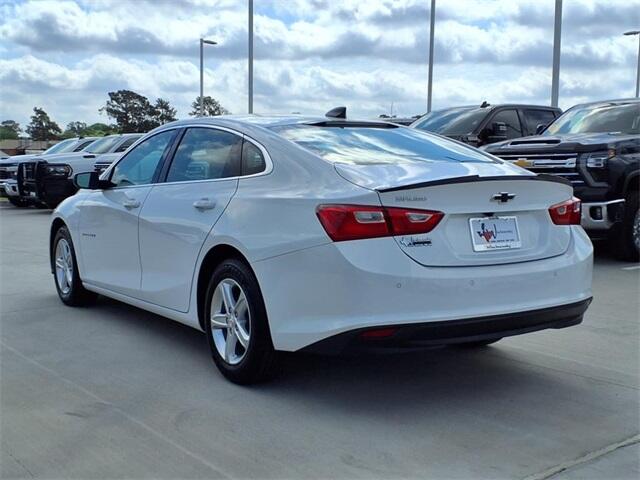 Used 2024 Chevrolet Malibu 1LS with VIN 1G1ZB5ST1RF104005 for sale in Huntsville, TX