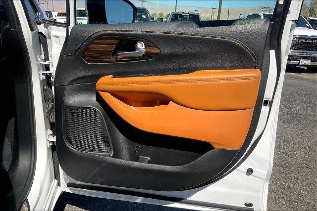 2023 Chrysler Pacifica Hybrid Pinnacle - Photo 23