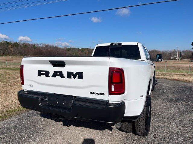 2026 RAM 3500 Tradesman - Photo 14