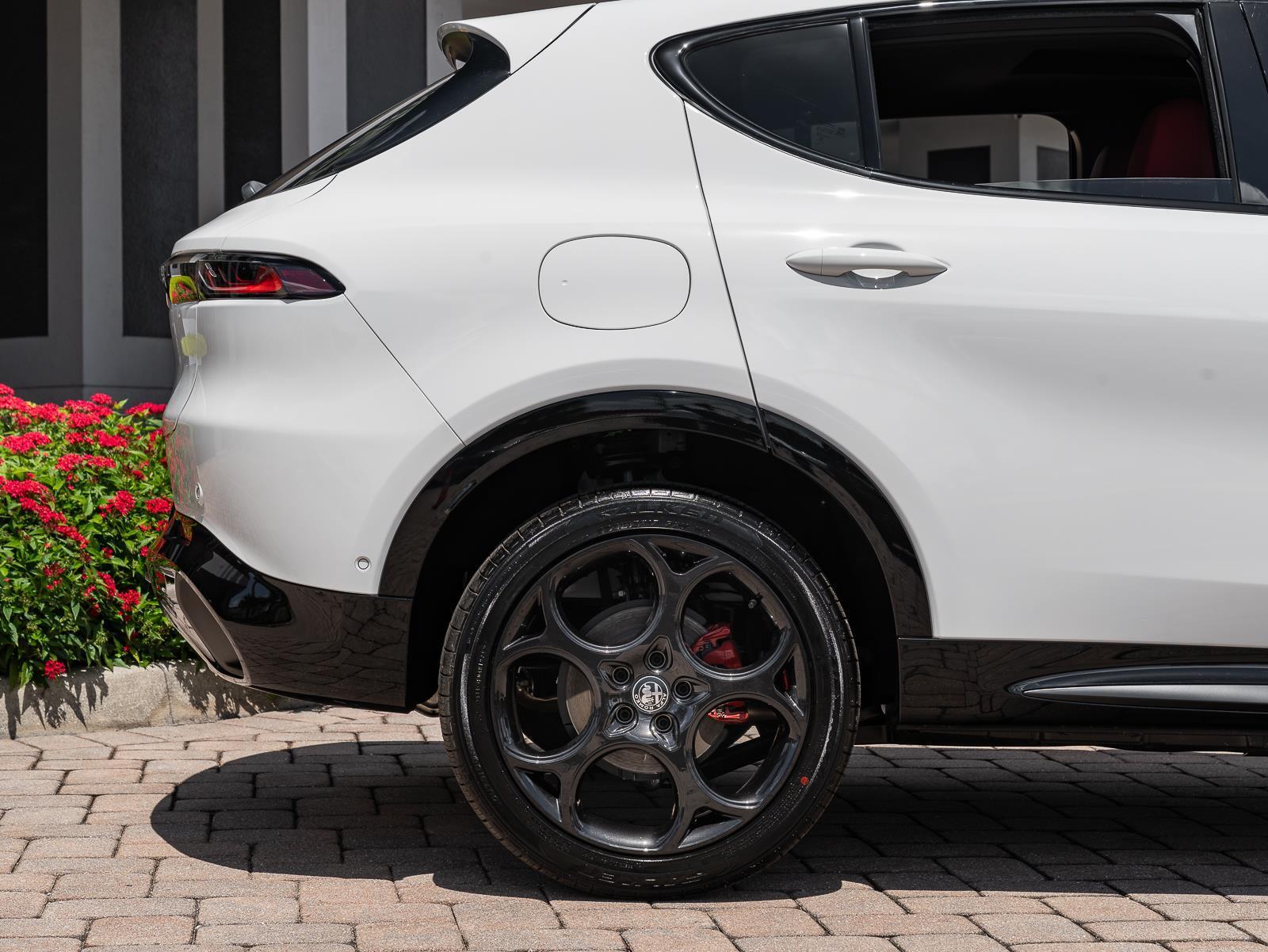New 2026 Alfa Romeo Tonale Veloce Awd