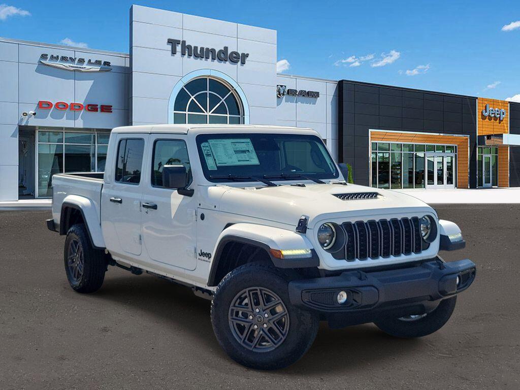 2026 Jeep Gladiator Sport S Auto's photo