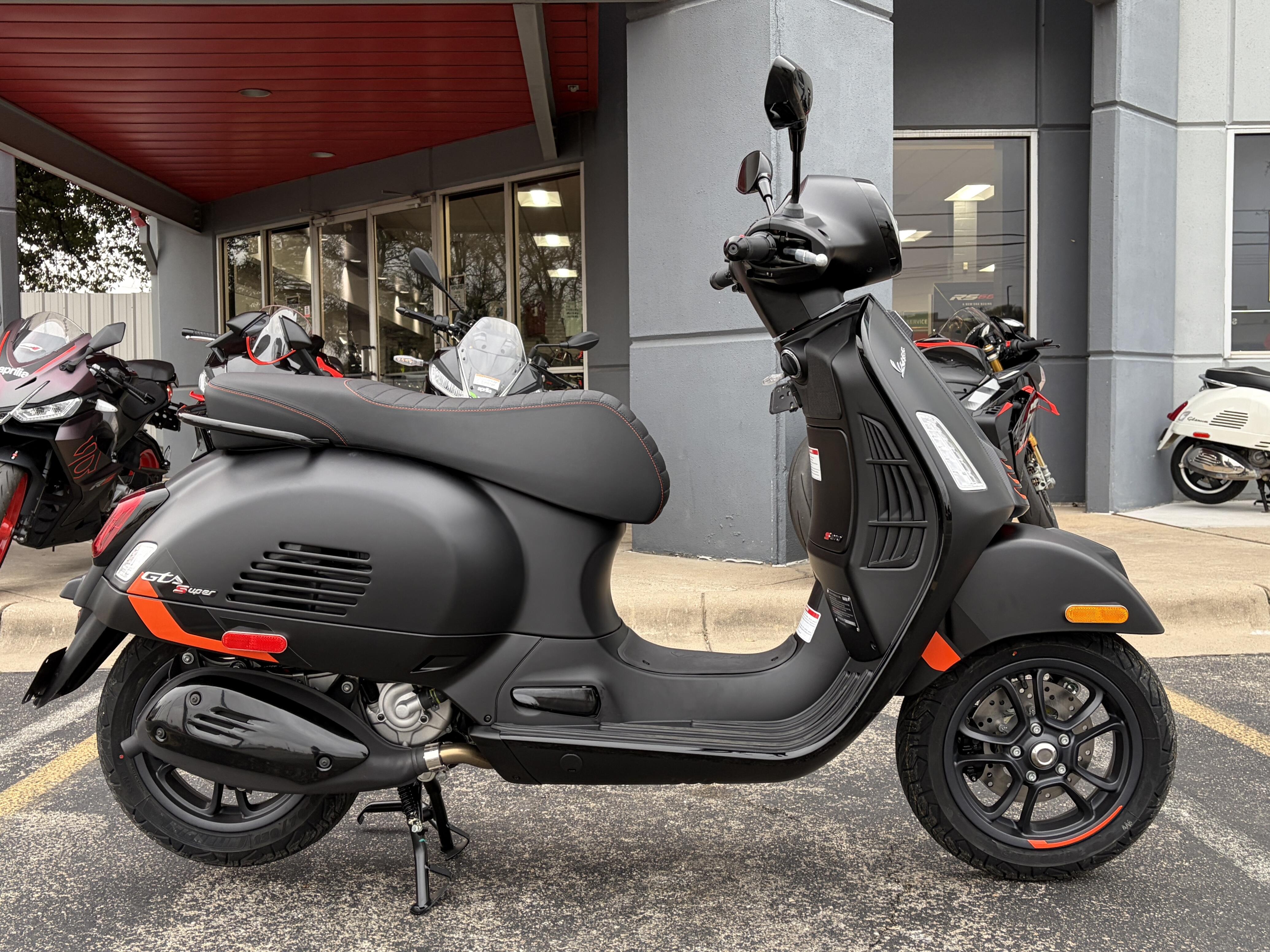 2027 Vespa GTS 310 SuperSport