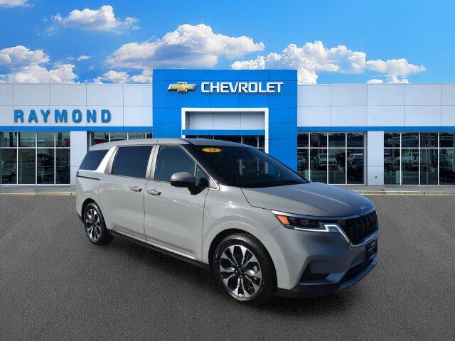 2024 Kia Carnival EX