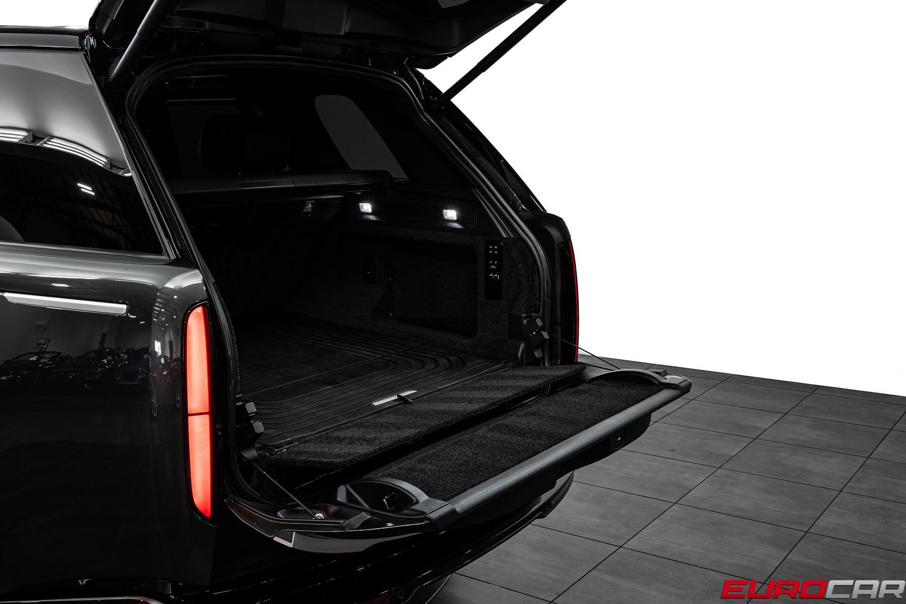 2025 Land Rover Range Rover SV *EXECUTIVE REAR SEATS * CUSTOM AL13 WHEELS*Image 16
