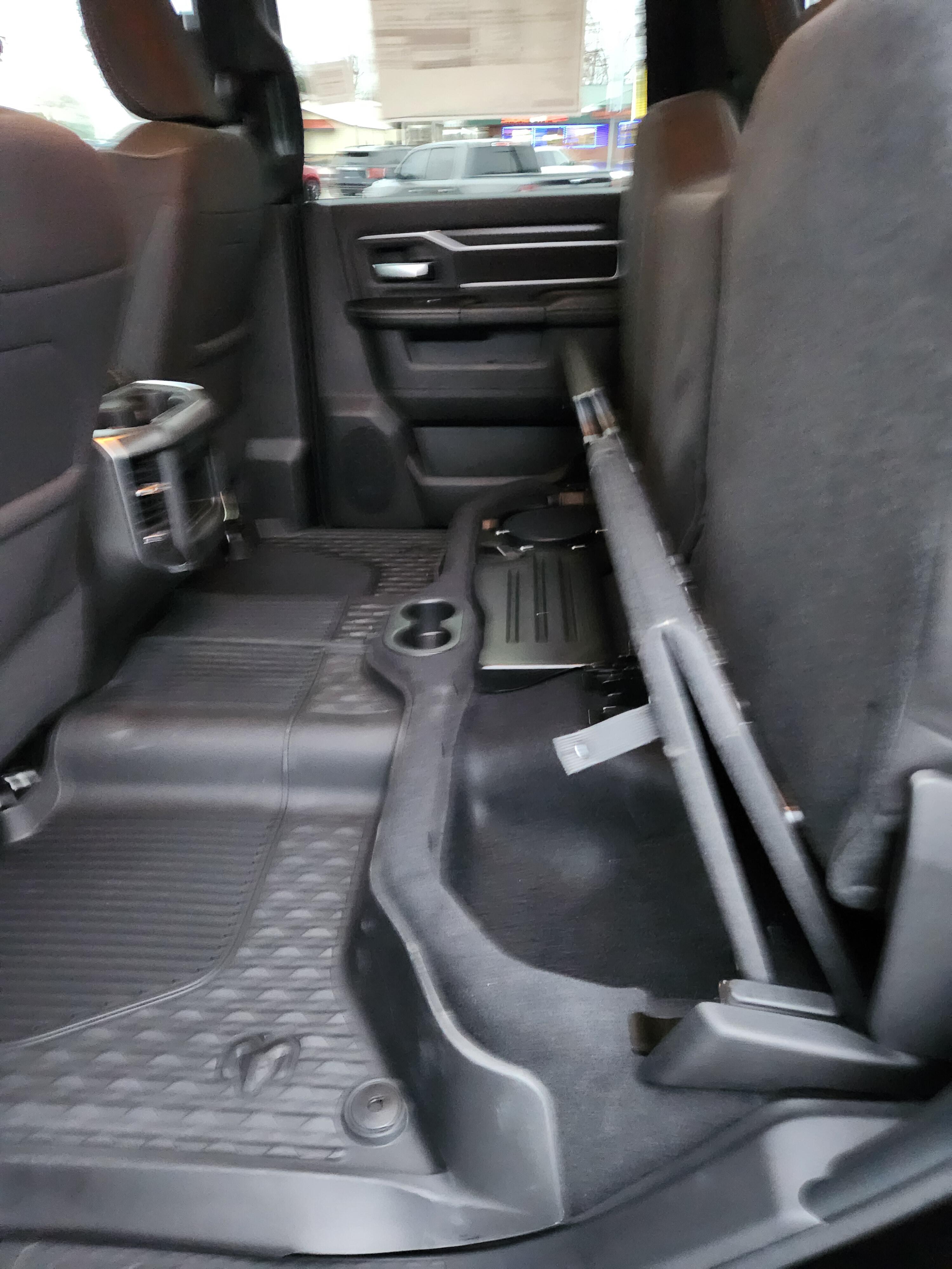 2026 RAM 3500 Big Horn - Photo 9
