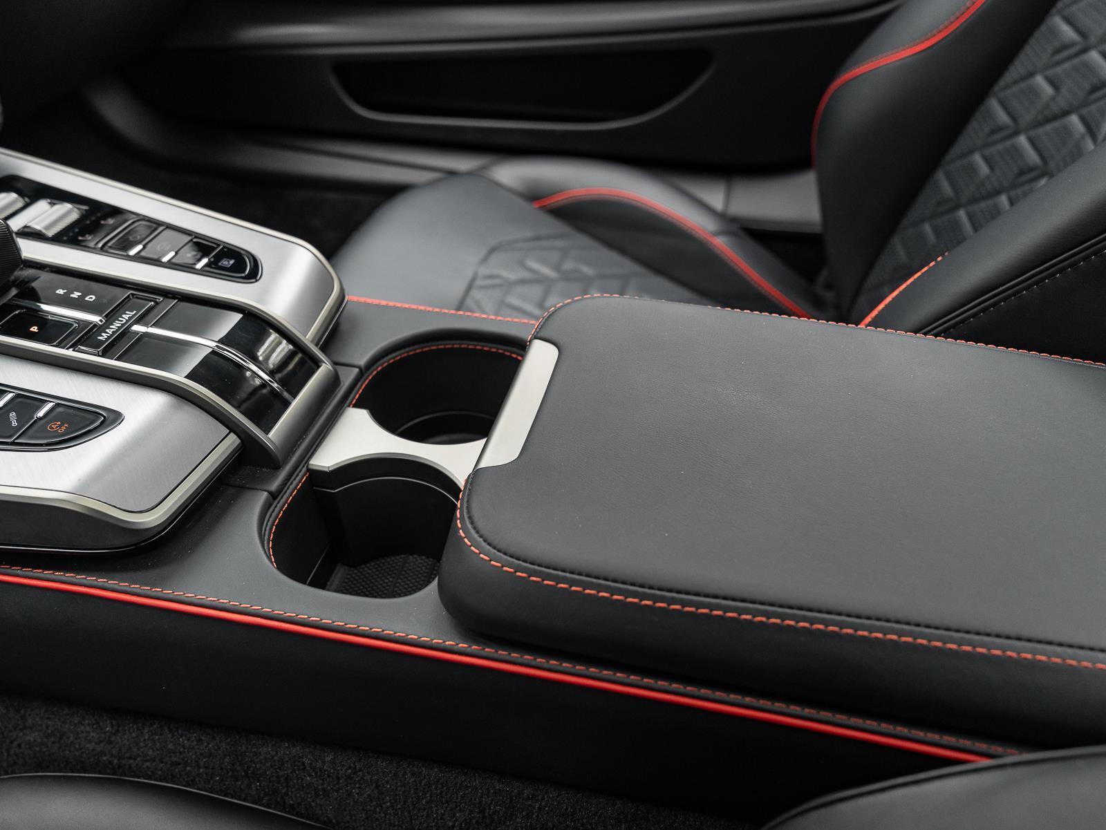 Used 2025 Aston Martin Vanquish Coupe