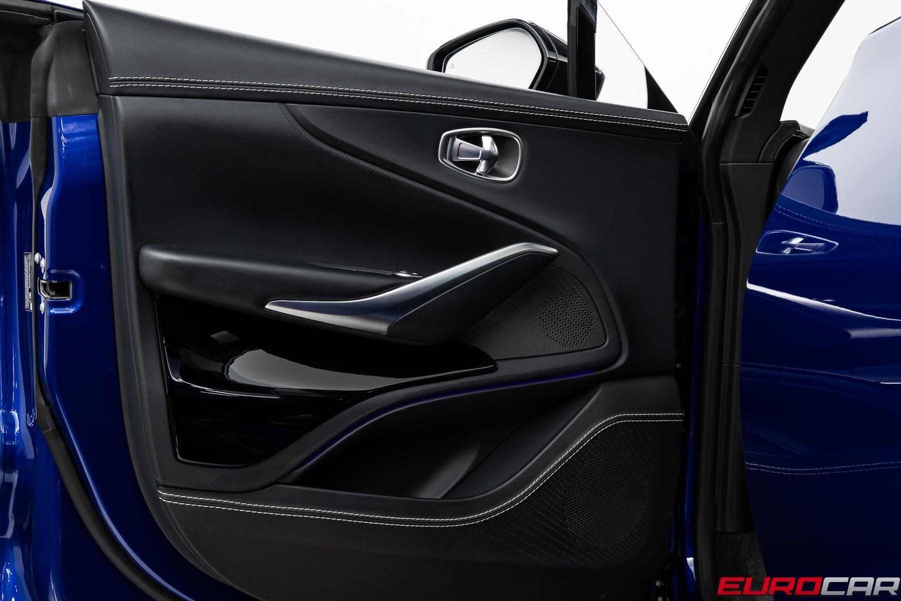 2023 Aston Martin DBX 707 *PANORAMIC SUNROOF * FRONT PPF*Image 24