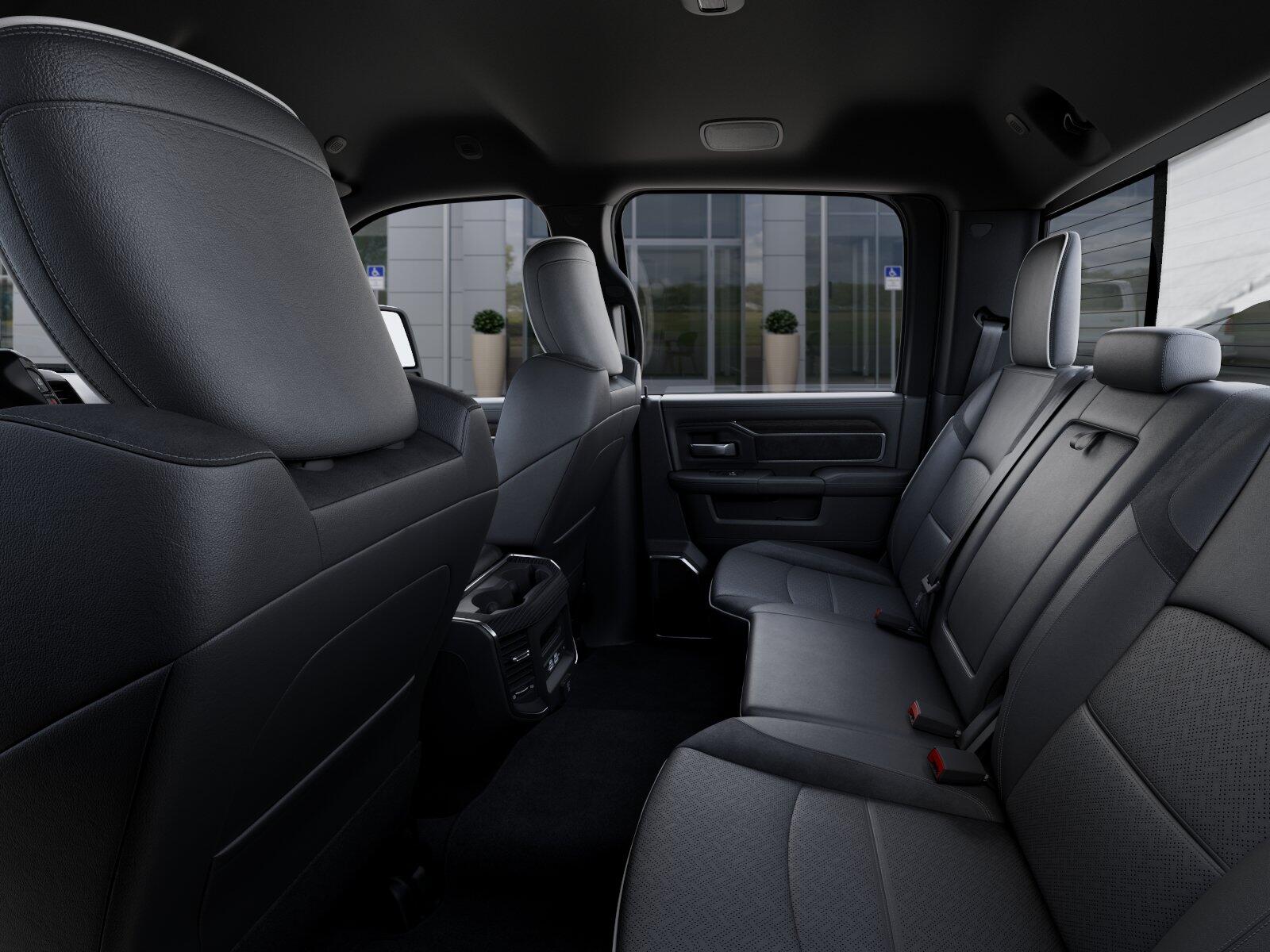 2025 RAM 2500 Laramie - Photo 39