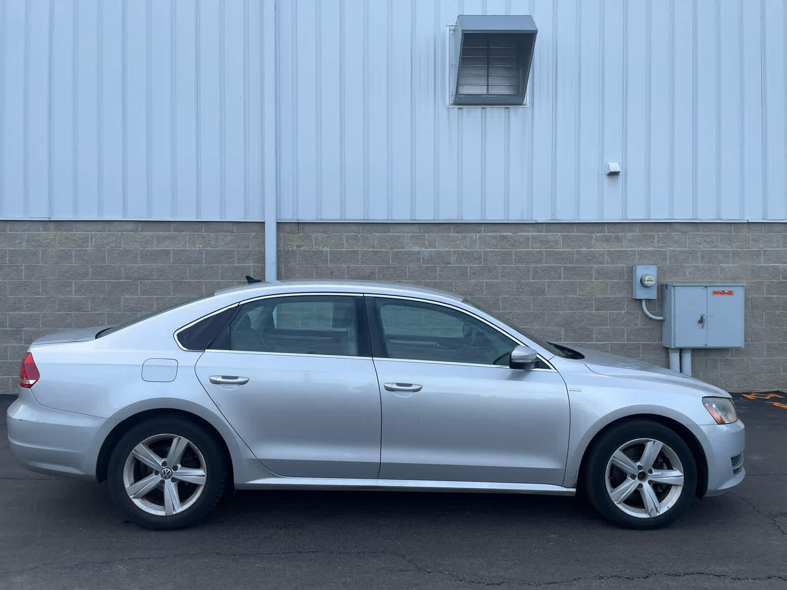 Used 2014 Volkswagen Passat Wolfsbug Edition with VIN 1VWAT7A31EC046730 for sale in Wilmington, OH