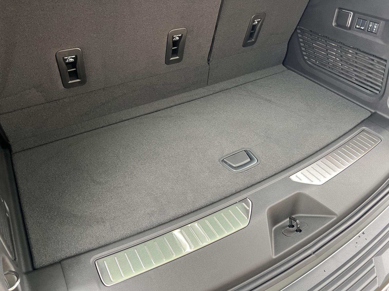 2026 GMC Yukon Denali - Photo 57