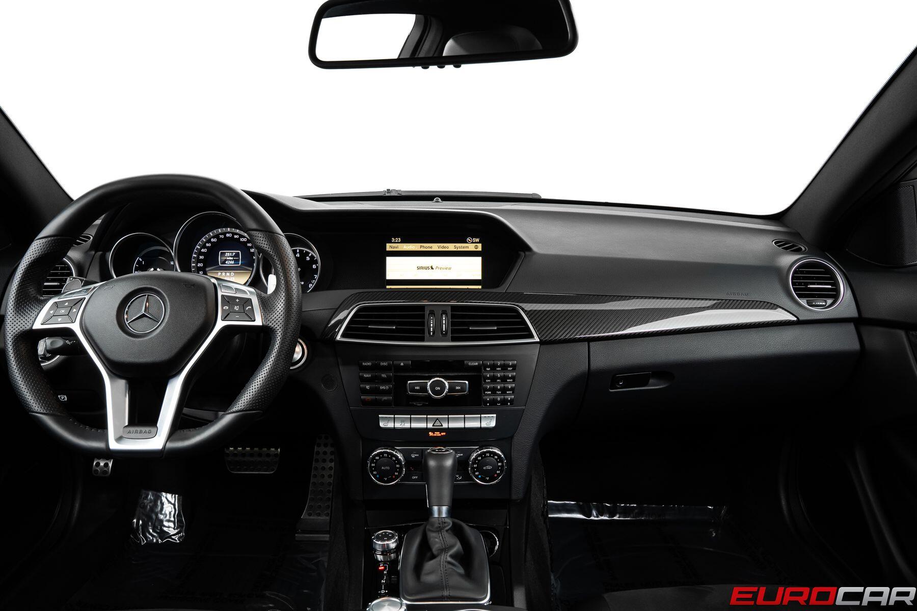 2012 Mercedes-Benz C-Class C 63 AMG *CARBON INTERIOR TRIM * SUNROOF*Image 24