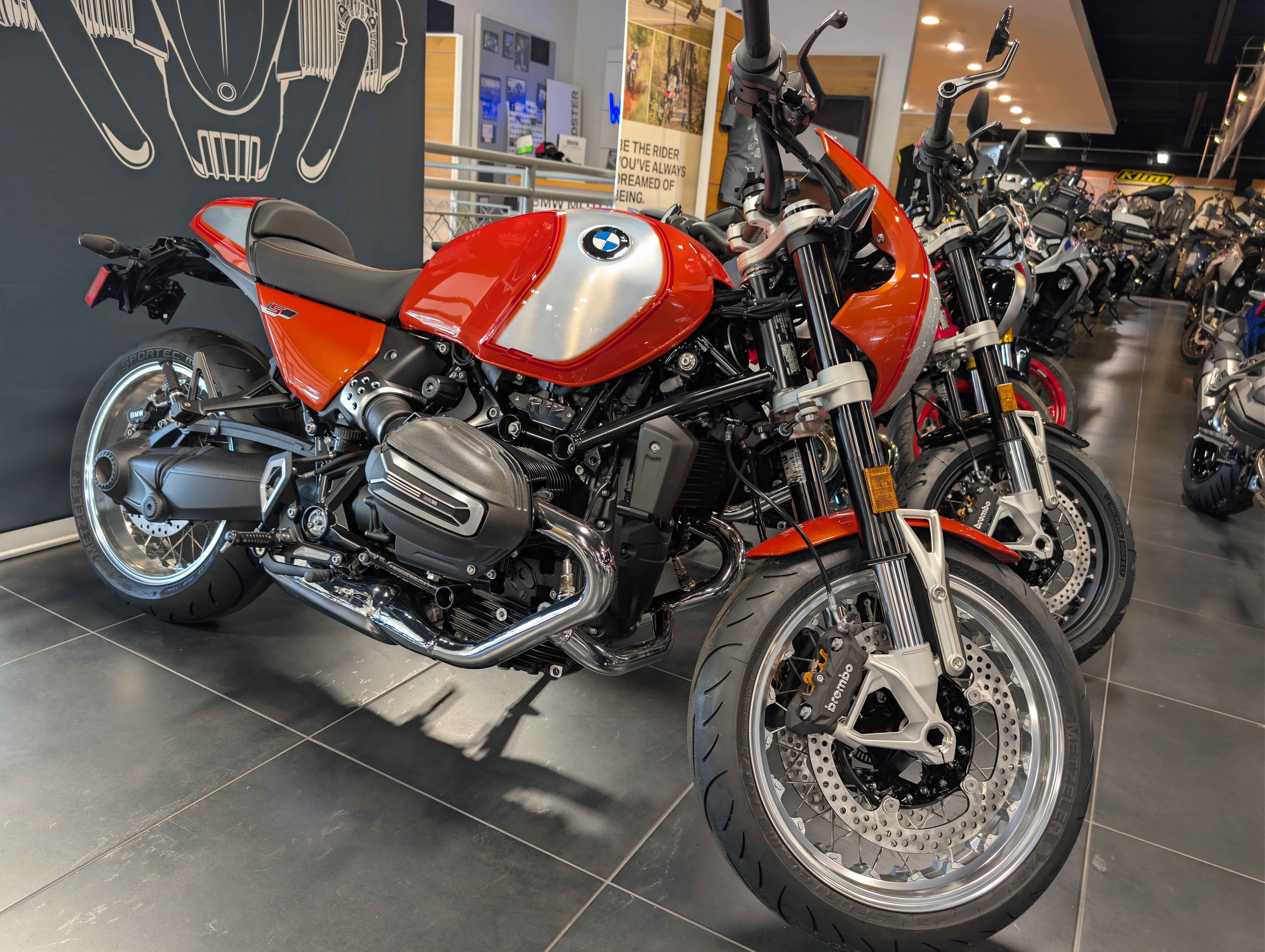 2026 BMW R 12 NINE T