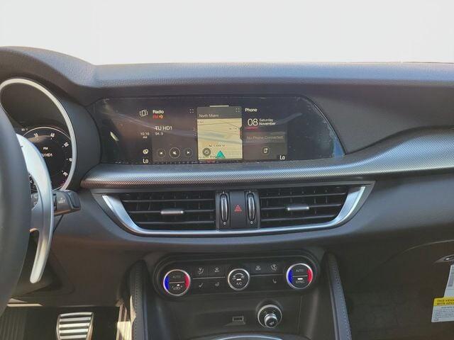 2025 Alfa Romeo Stelvio Base - Photo 13