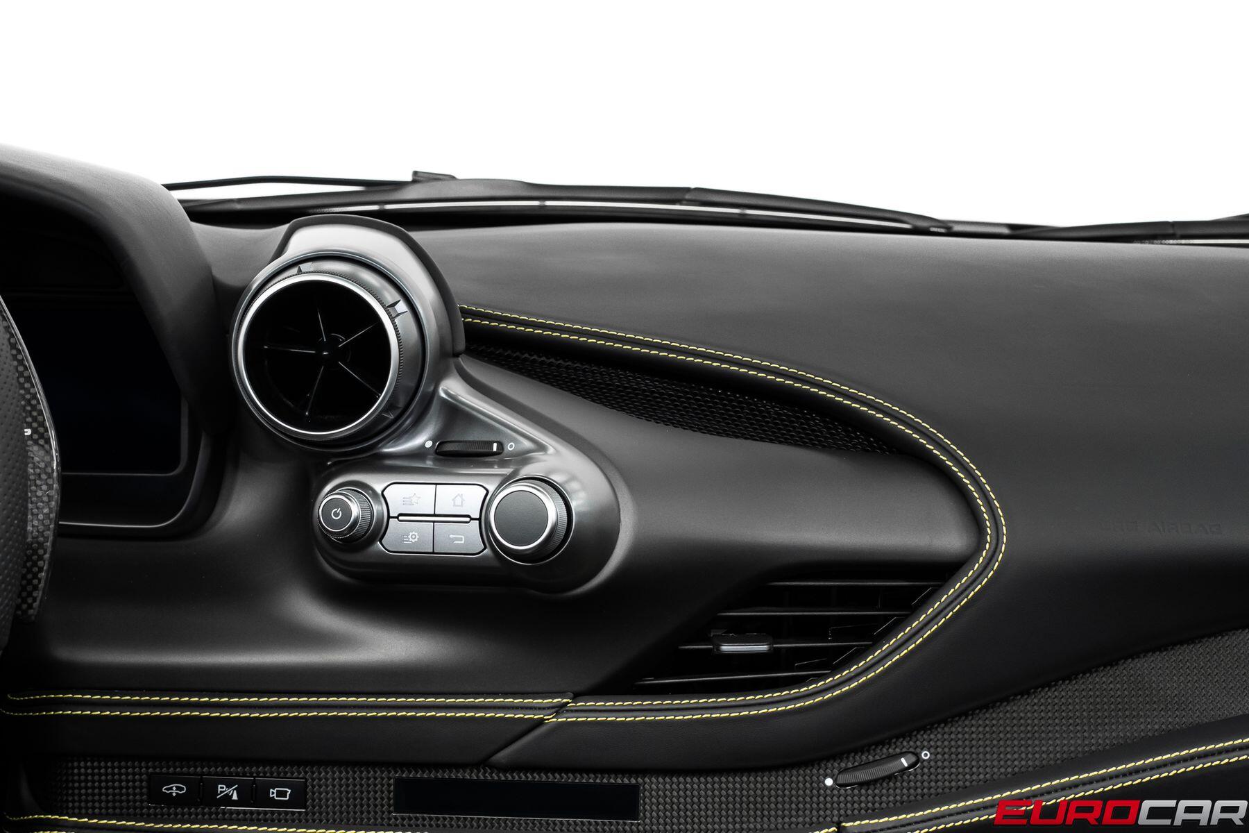 2022 Ferrari F8 Spider *CARBON STEERING WHEEL * FRONT LIFT*Image 33