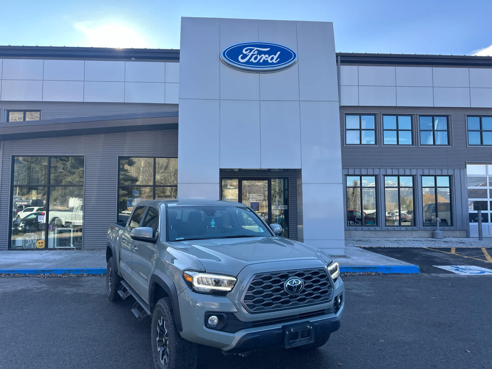 2023 Toyota Tacoma TRD Off Road's photo