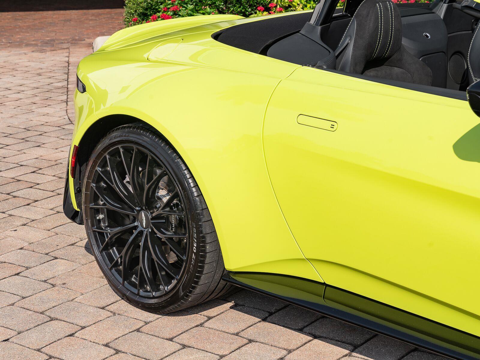 Used 2023 Aston Martin Vantage 
