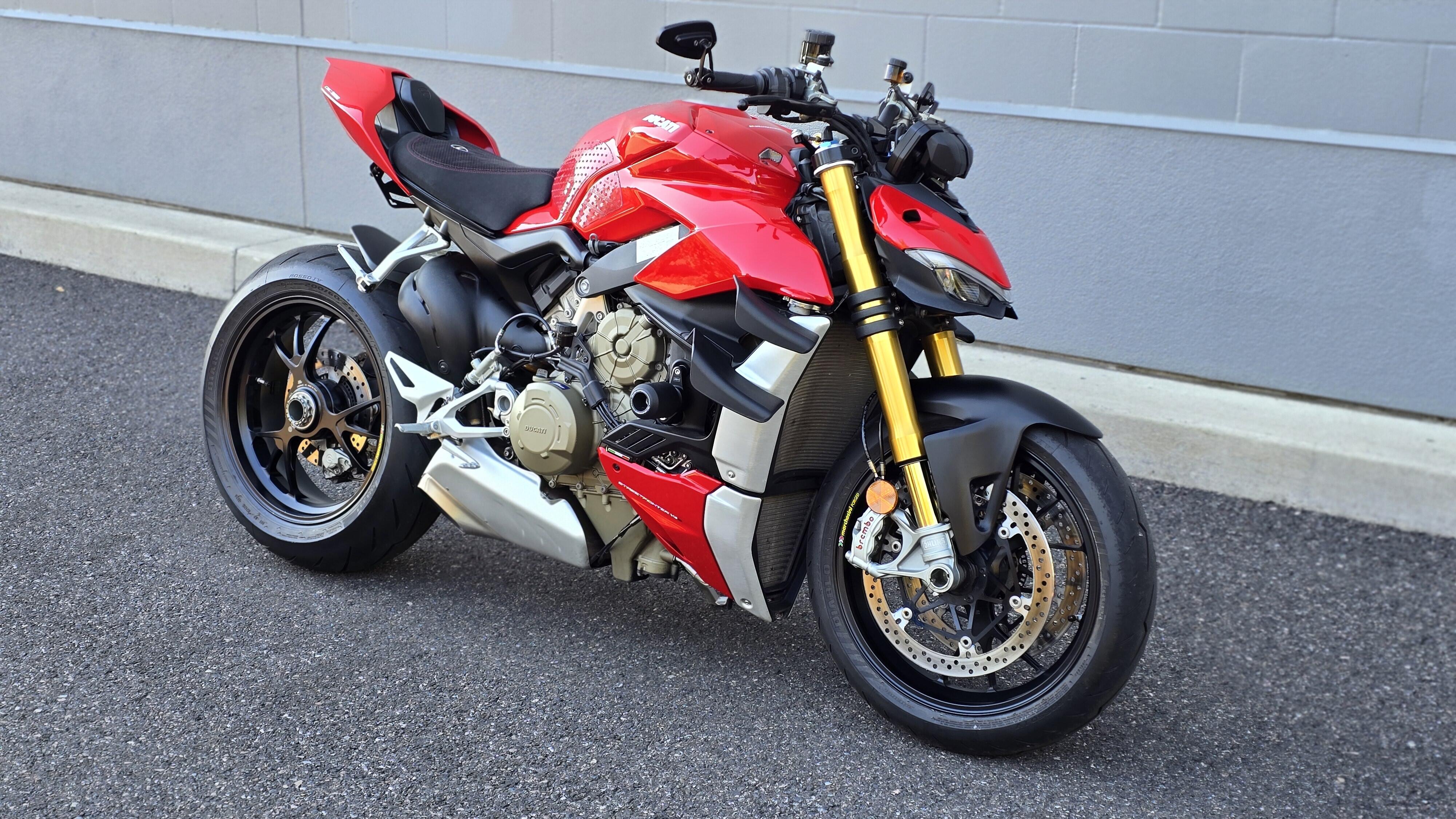 2021 Ducati STREETFIGHTER V4S