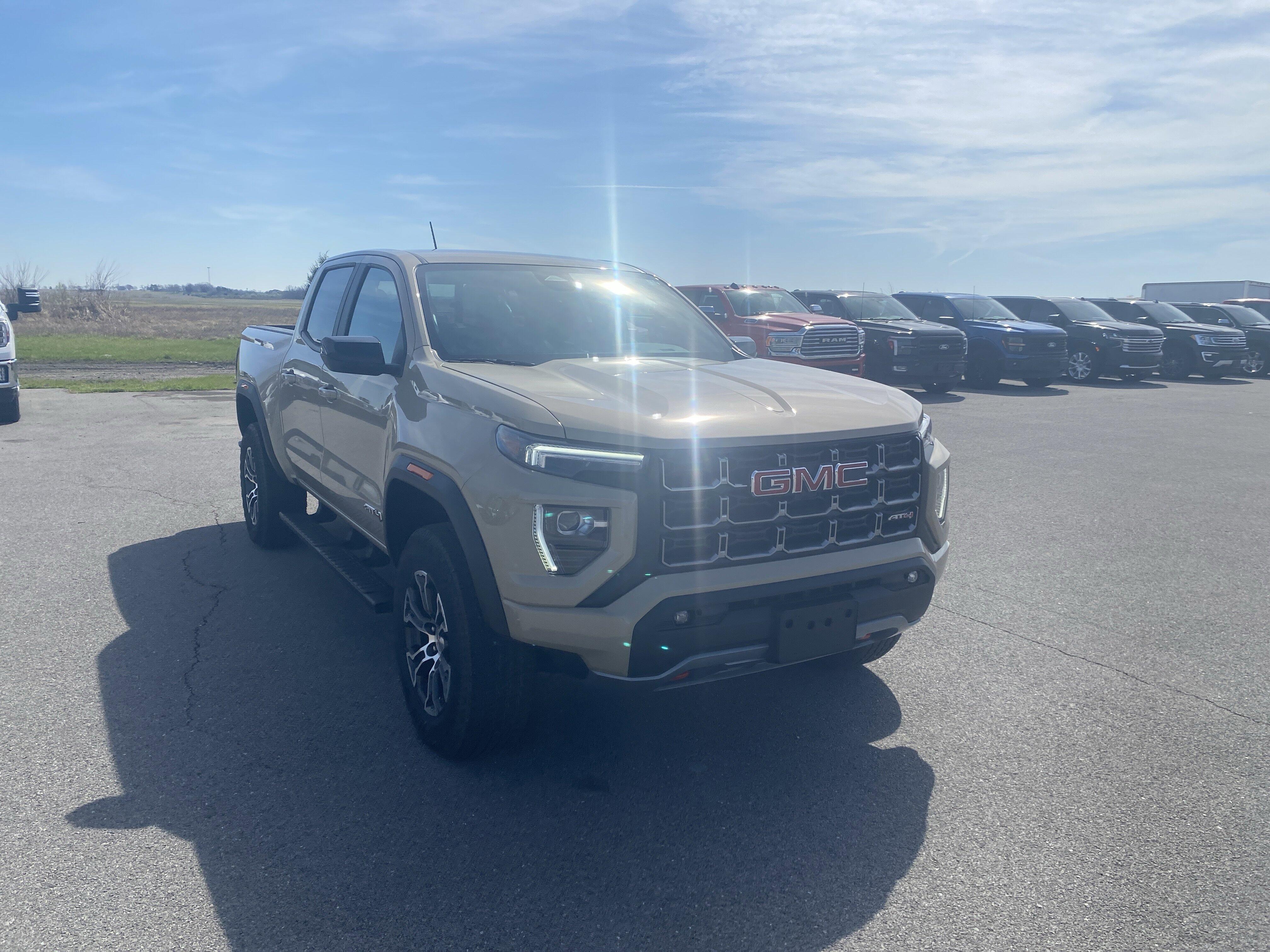 2024 GMC Canyon Canyon 4WD AT4