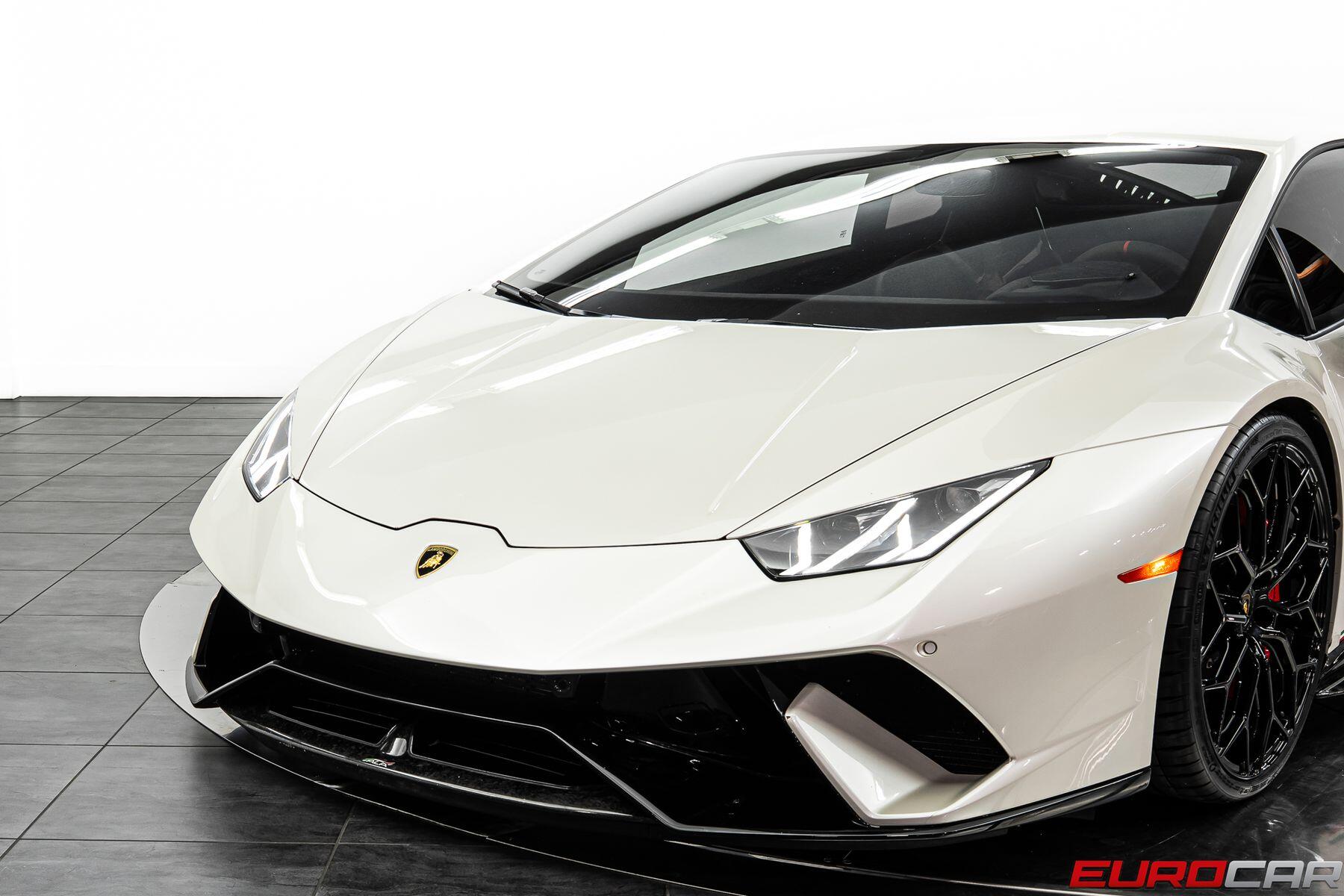 2018 Lamborghini Huracan Performante *CARBON BUCKET SEATS * FRONT PPF*Image 13