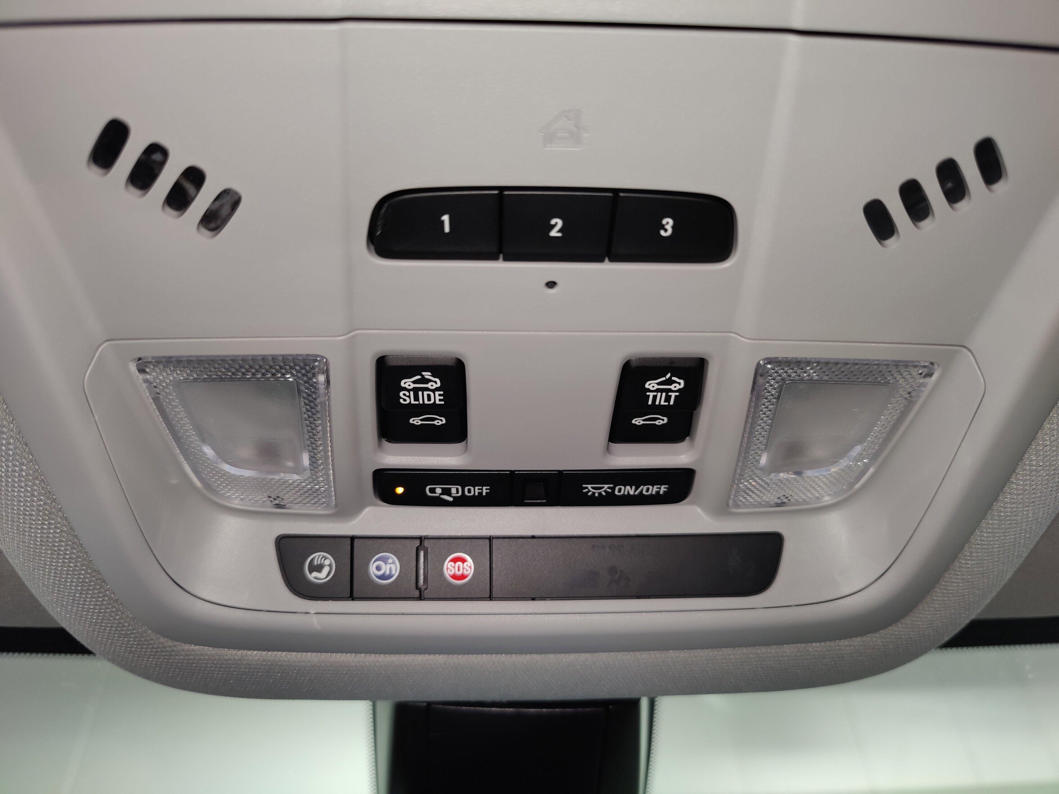 2021 GMC Acadia SLT - Photo 38