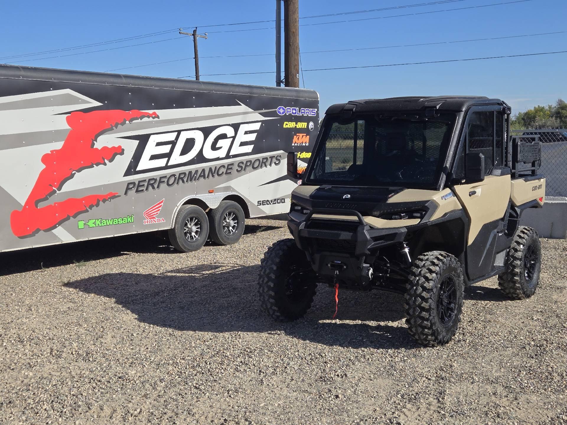 2027 Can-Am DEFENDER XU LTD HD11