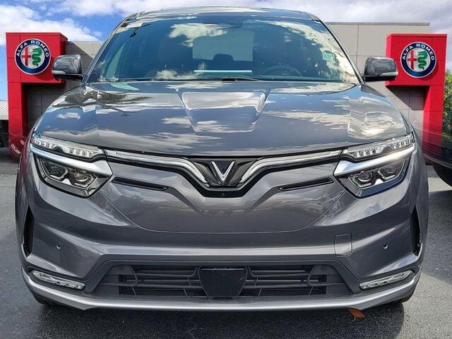 Used 2025 VinFast VF 8 Plus with VIN RLLV1AFA5SH010946 for sale in Miami, FL