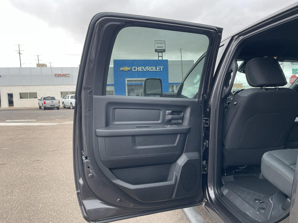 2026 RAM 2500 Tradesman - Photo 12